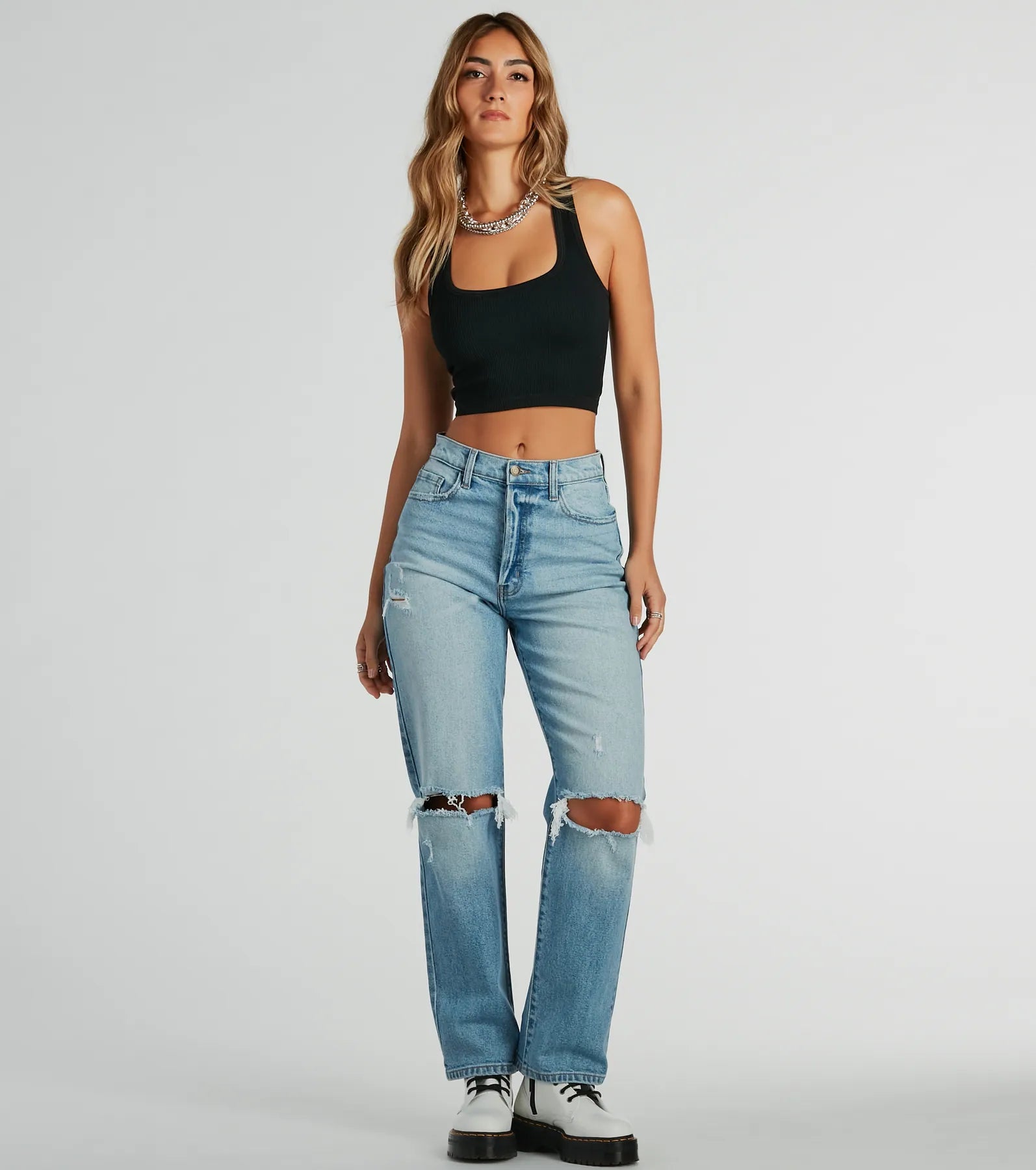 Everyday Essential Scoop Neck Crop Tank Top - Image 7