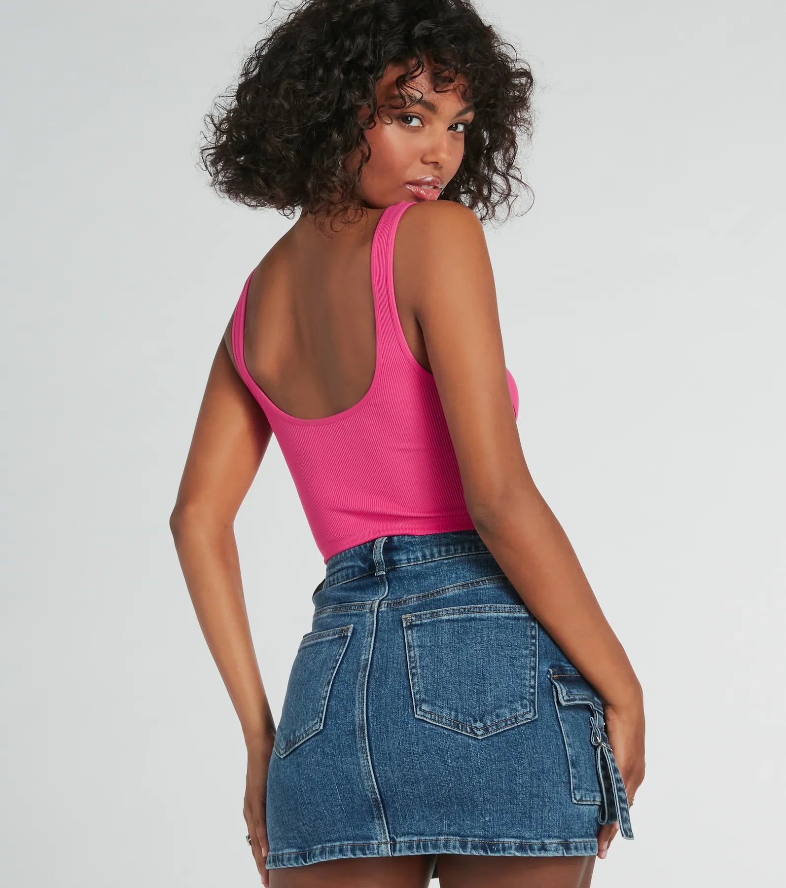 Fave Staple Ribbed Knit Cropped Tank Top - Image 10