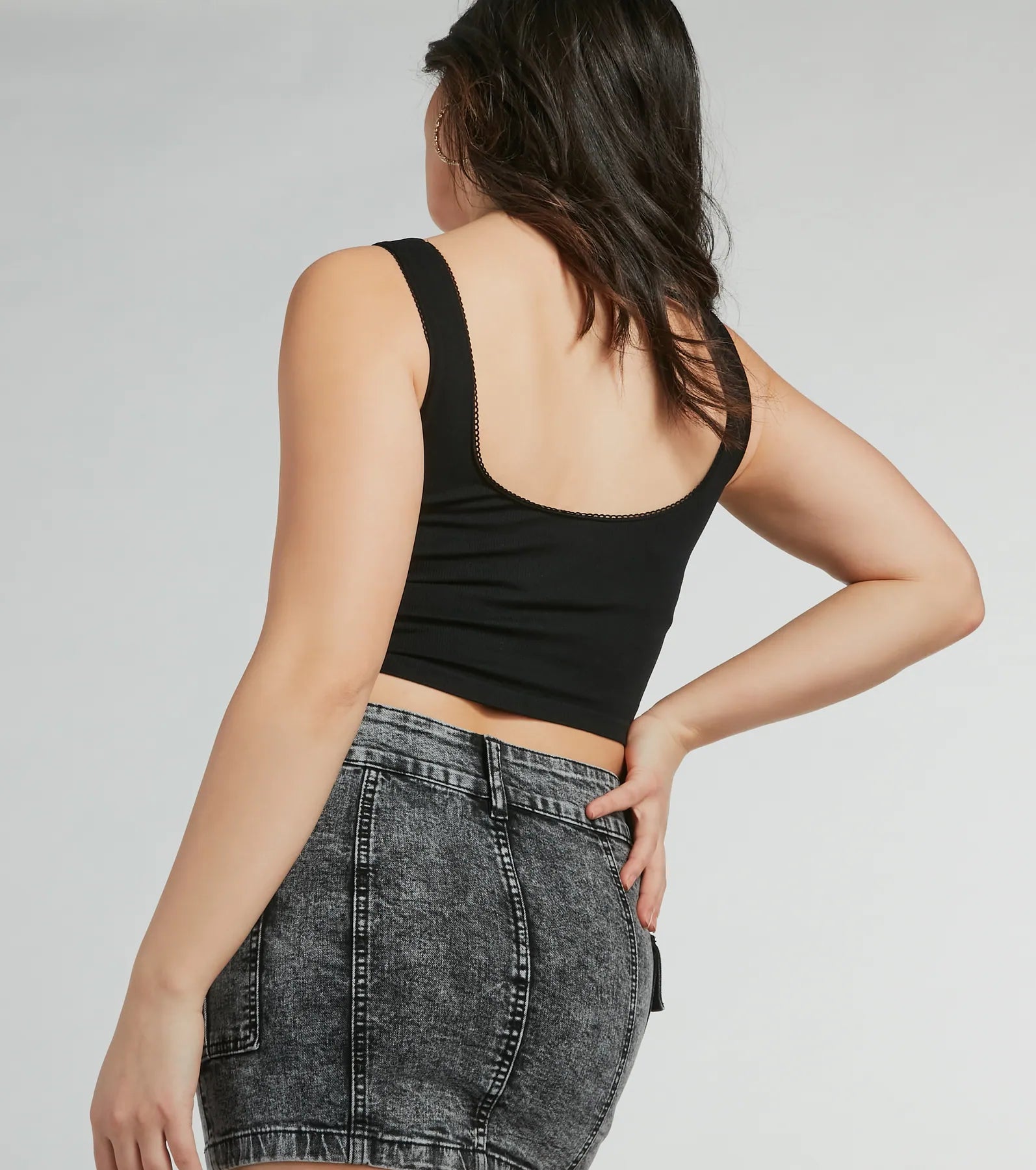 Simply The Best V-Neck Bow Seamless Tank Top - Image 10