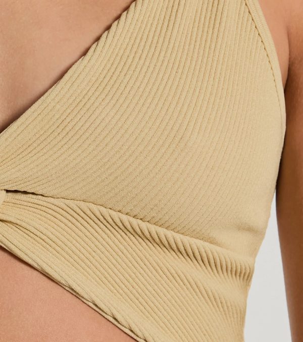 Daily Cute Vibe Twist V-Neck Crop Top - Image 7