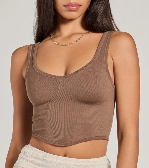 Adorable Basic Scoop Neck Seamless Crop Top - Image 4