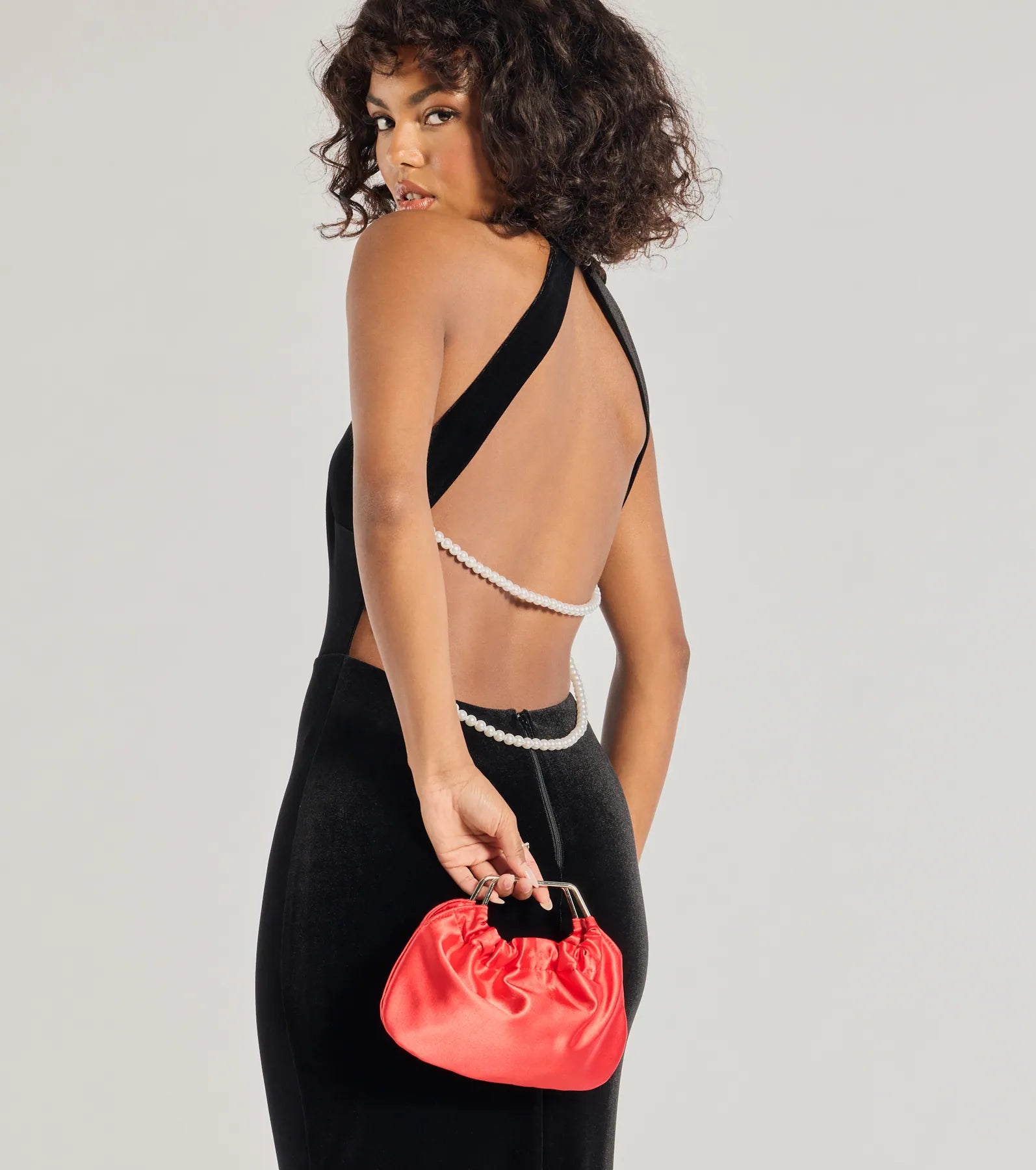 Chic Essential Satin Mini Clutch Bag - Image 3