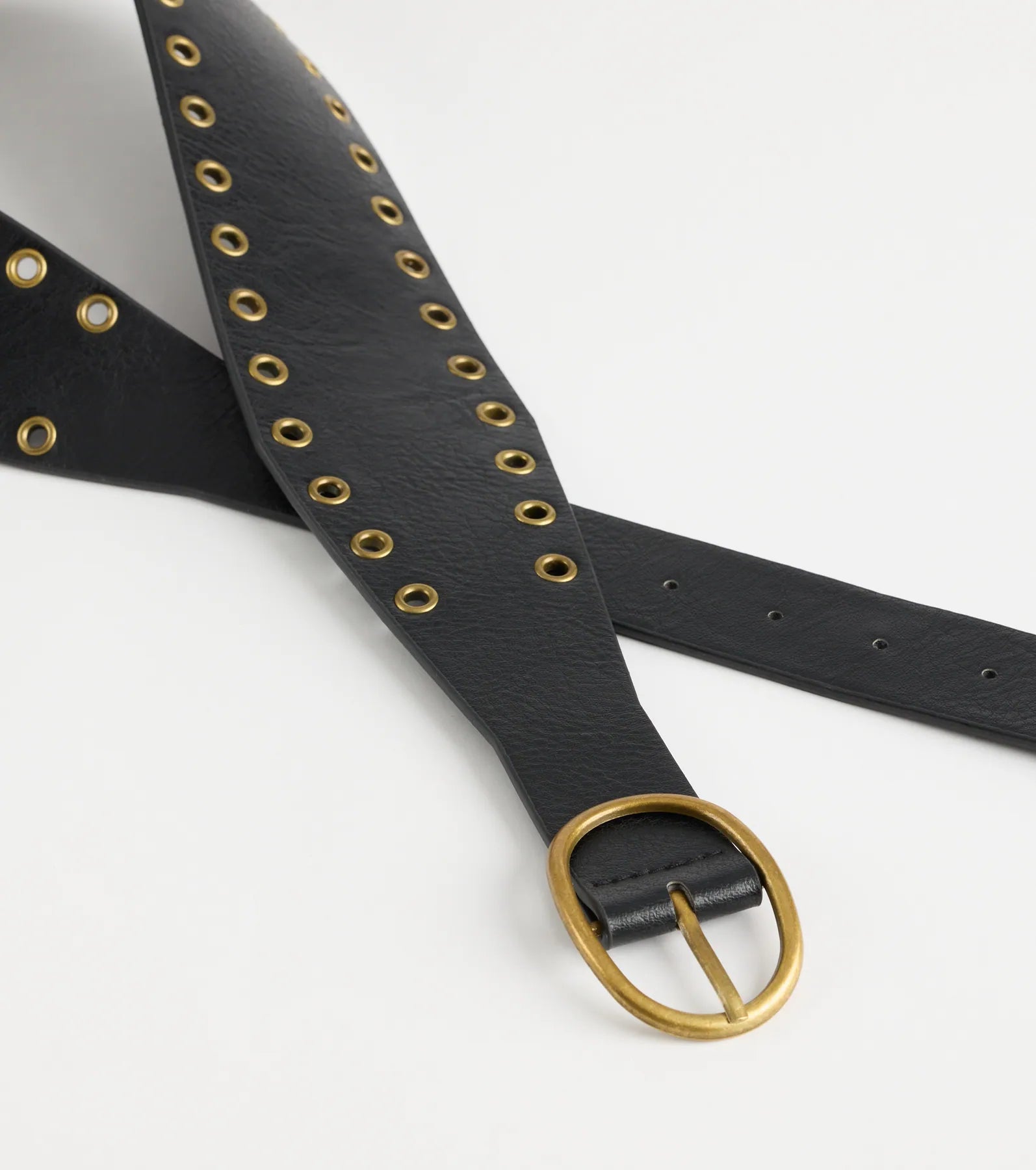 Trendy Rebel Statement Grommet Belt - Image 2