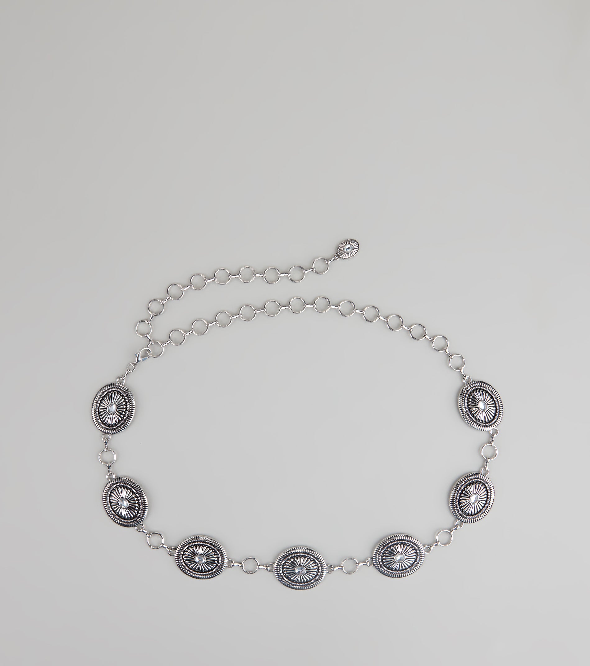 Saddle Chic Oval Concho Chain Belt