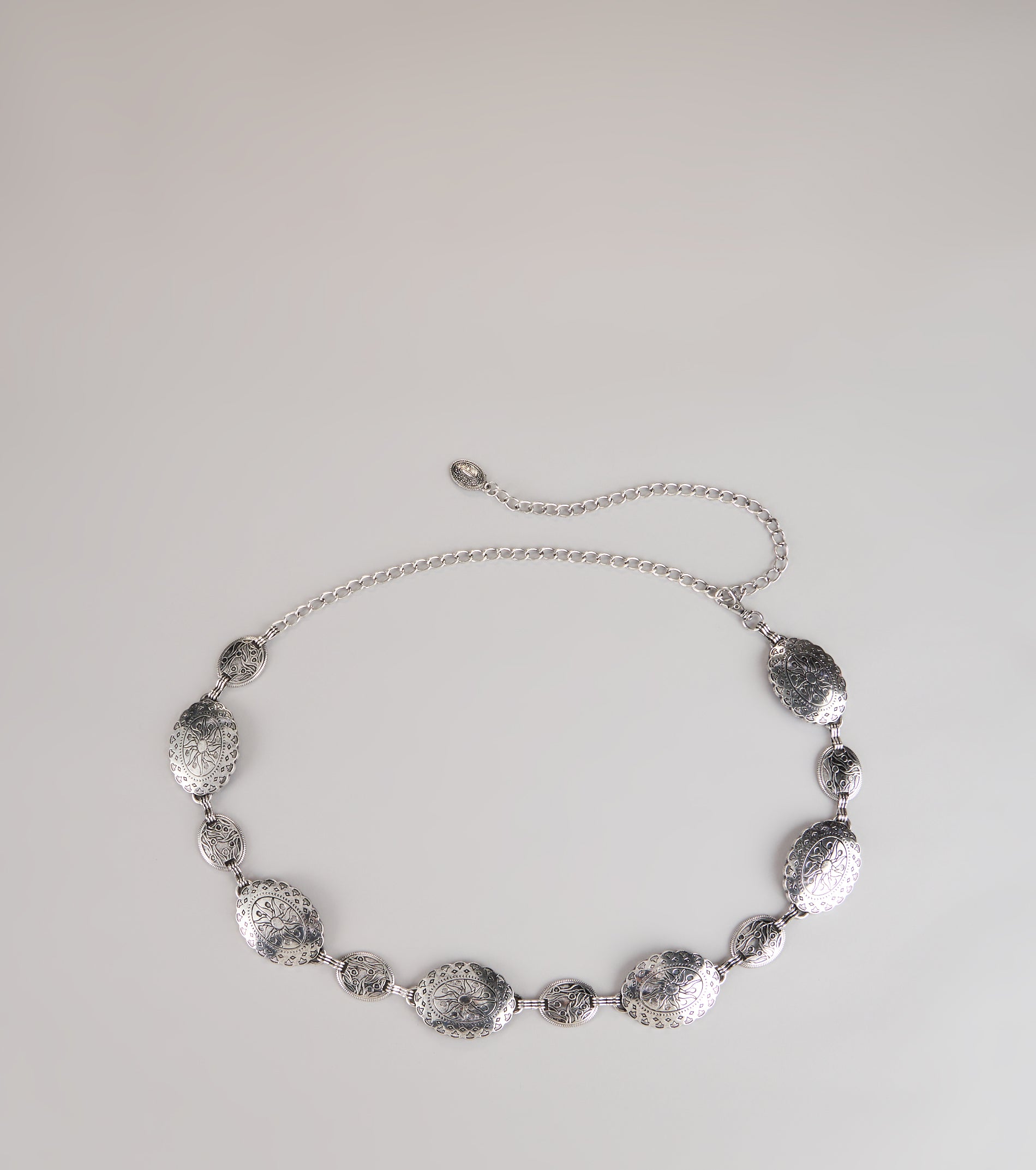 Gilded Elegance Medallion Chain Belt - Image 4