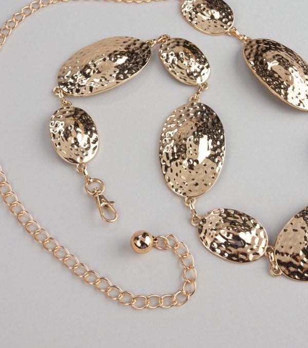 Bold Shine Etched Concho Chain Belt - Image 3