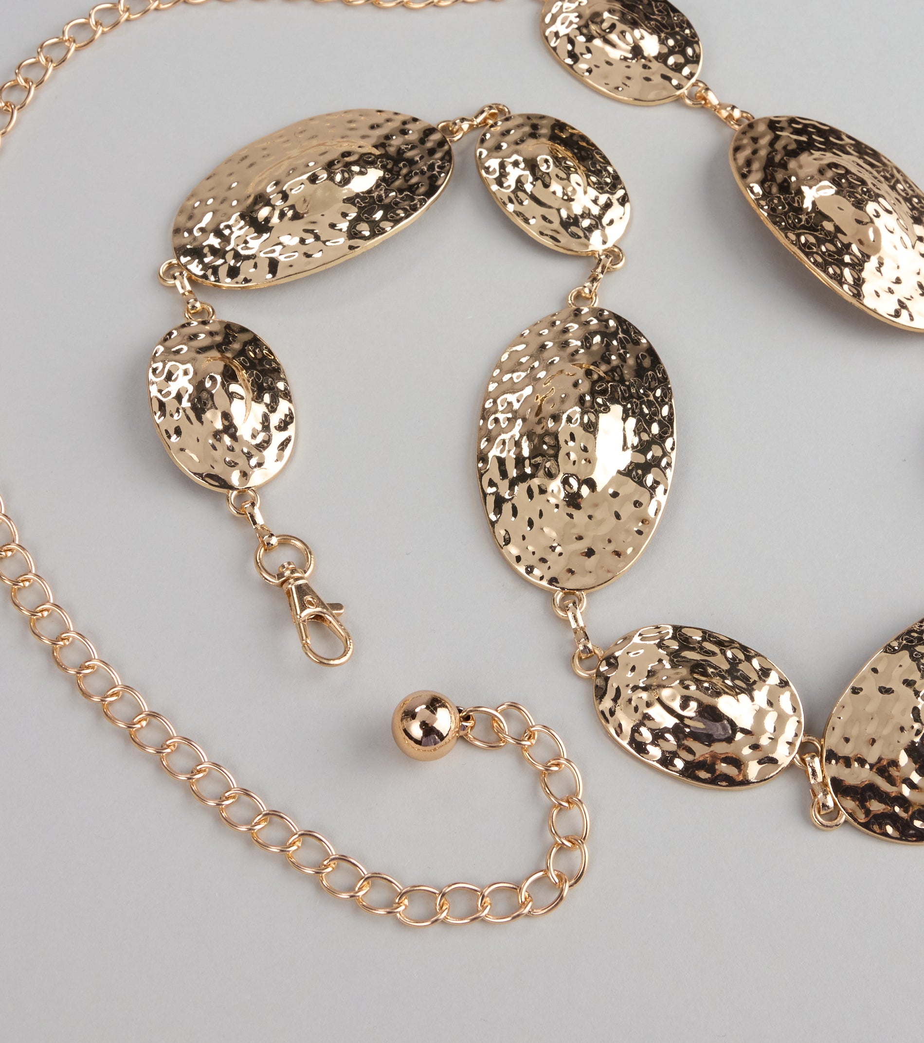 Bold Shine Etched Concho Chain Belt - Image 3