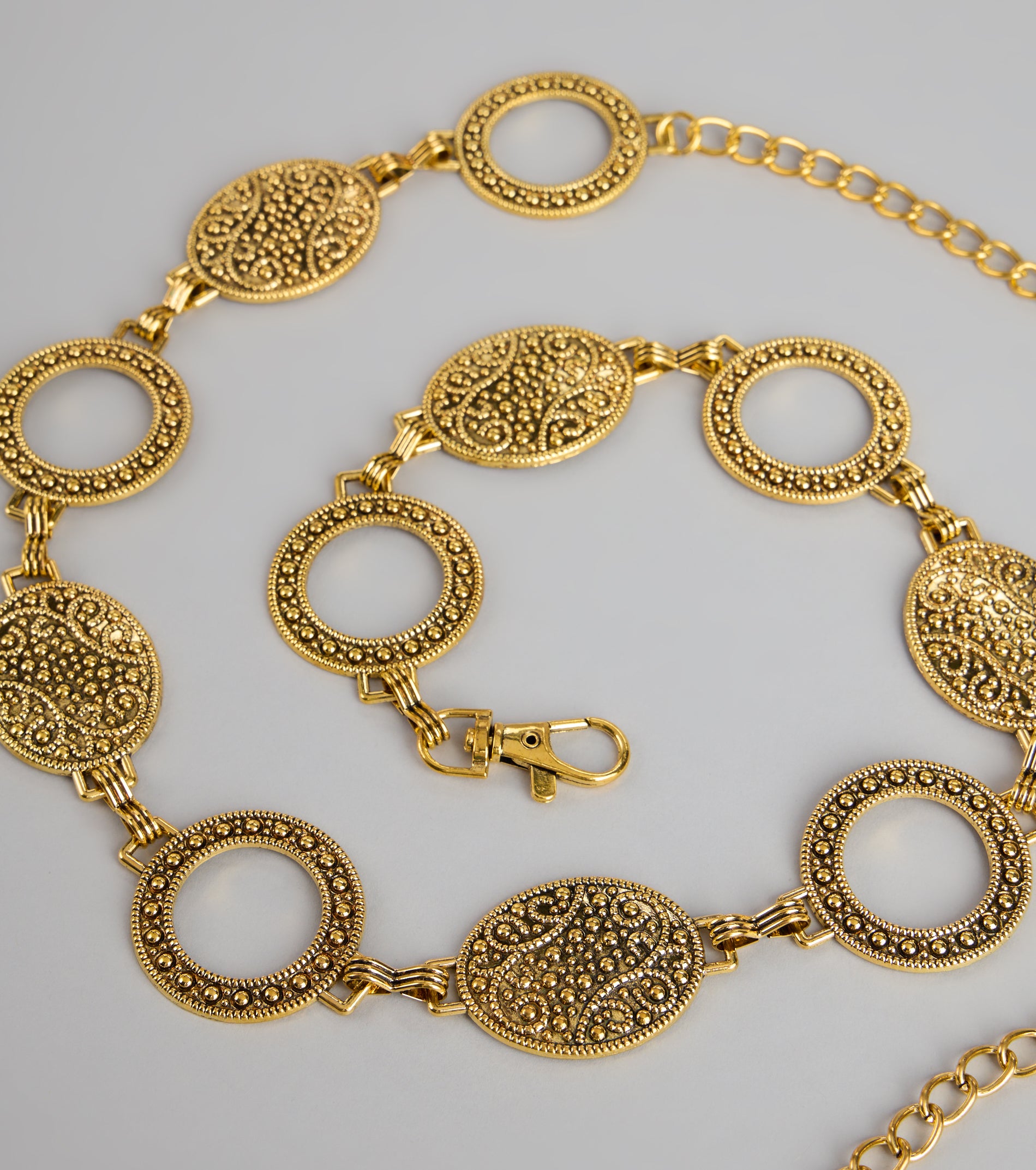 Gilded Era Textured Concho Chain Belt - Image 3