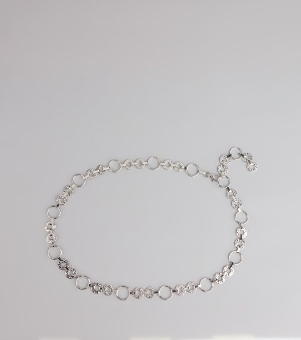 Trendy Vibes Textured O-Ring Chain Belt - Image 4