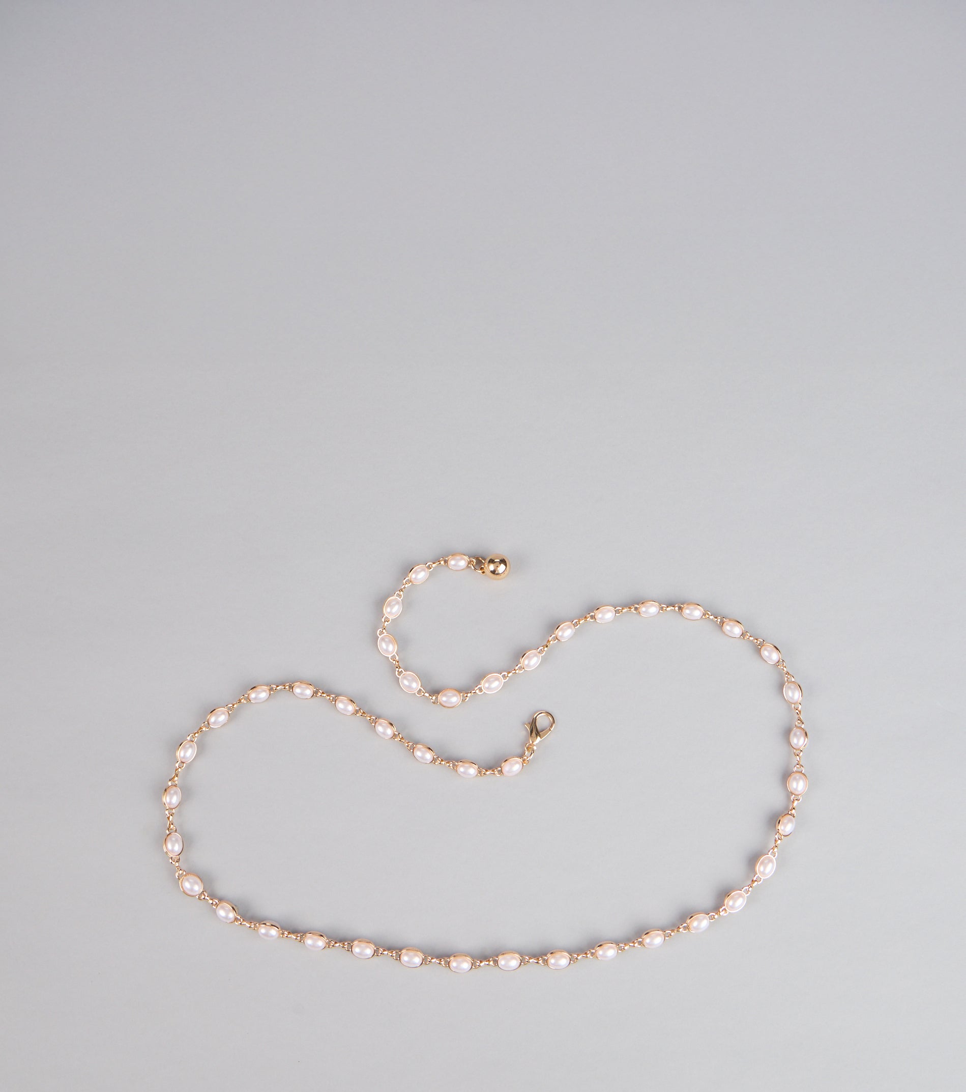 Everyday Elegance Faux Pearl Chain Belt