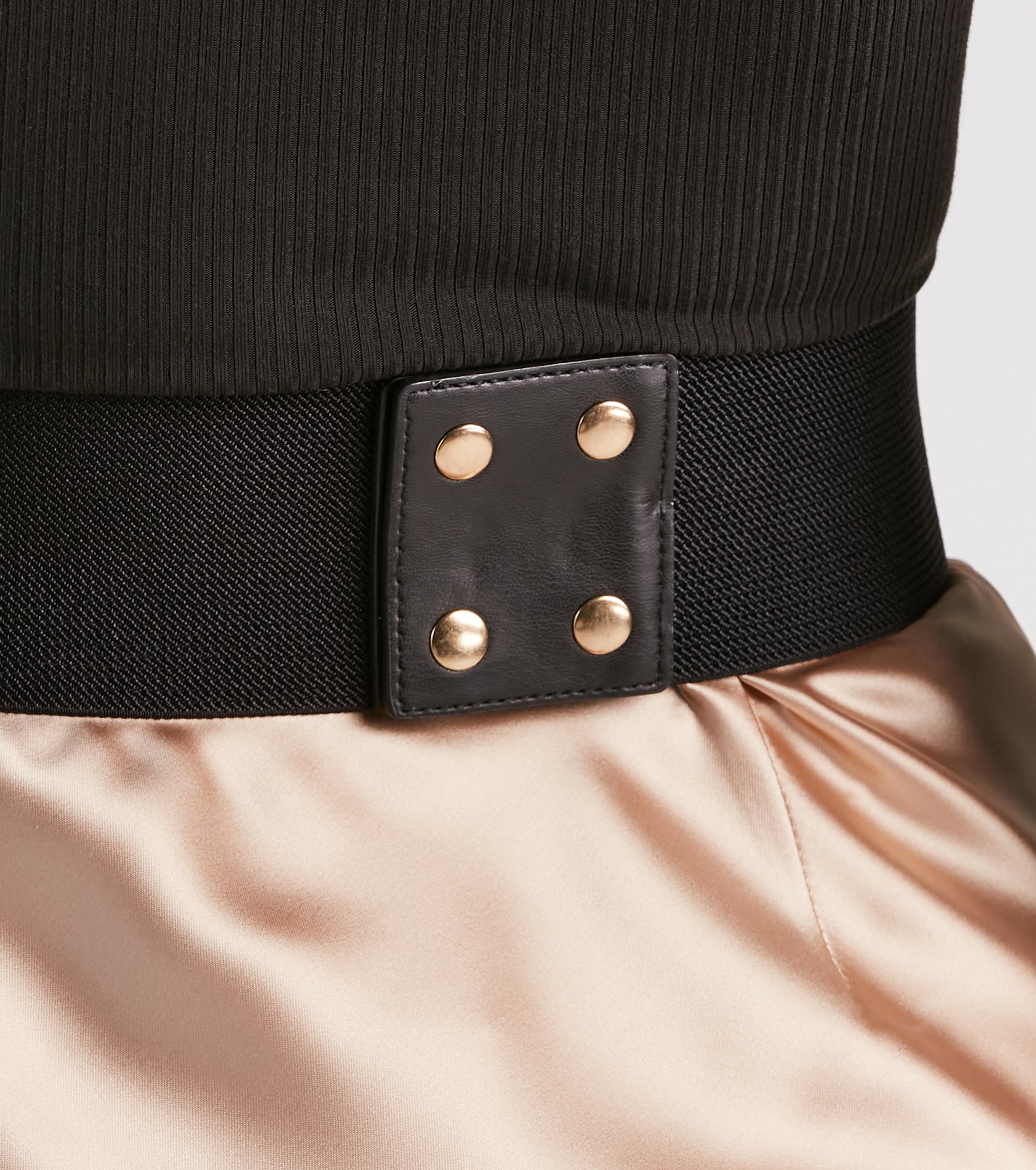 Gorgeous Faux Pearl Stretch Belt - Image 3