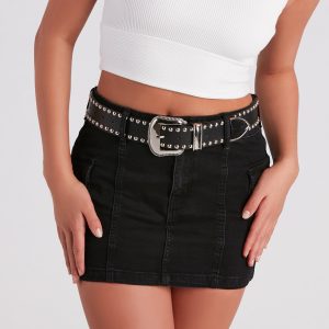Chic Studded Western Buckle Belt