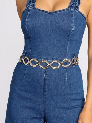 Sleek Western-Style Oval Chain Belt