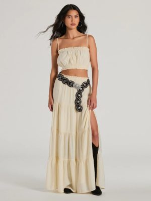 Top Prize Oval Medallion Concho Belt