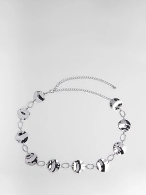 Effortless Cool Statement Chain Belt