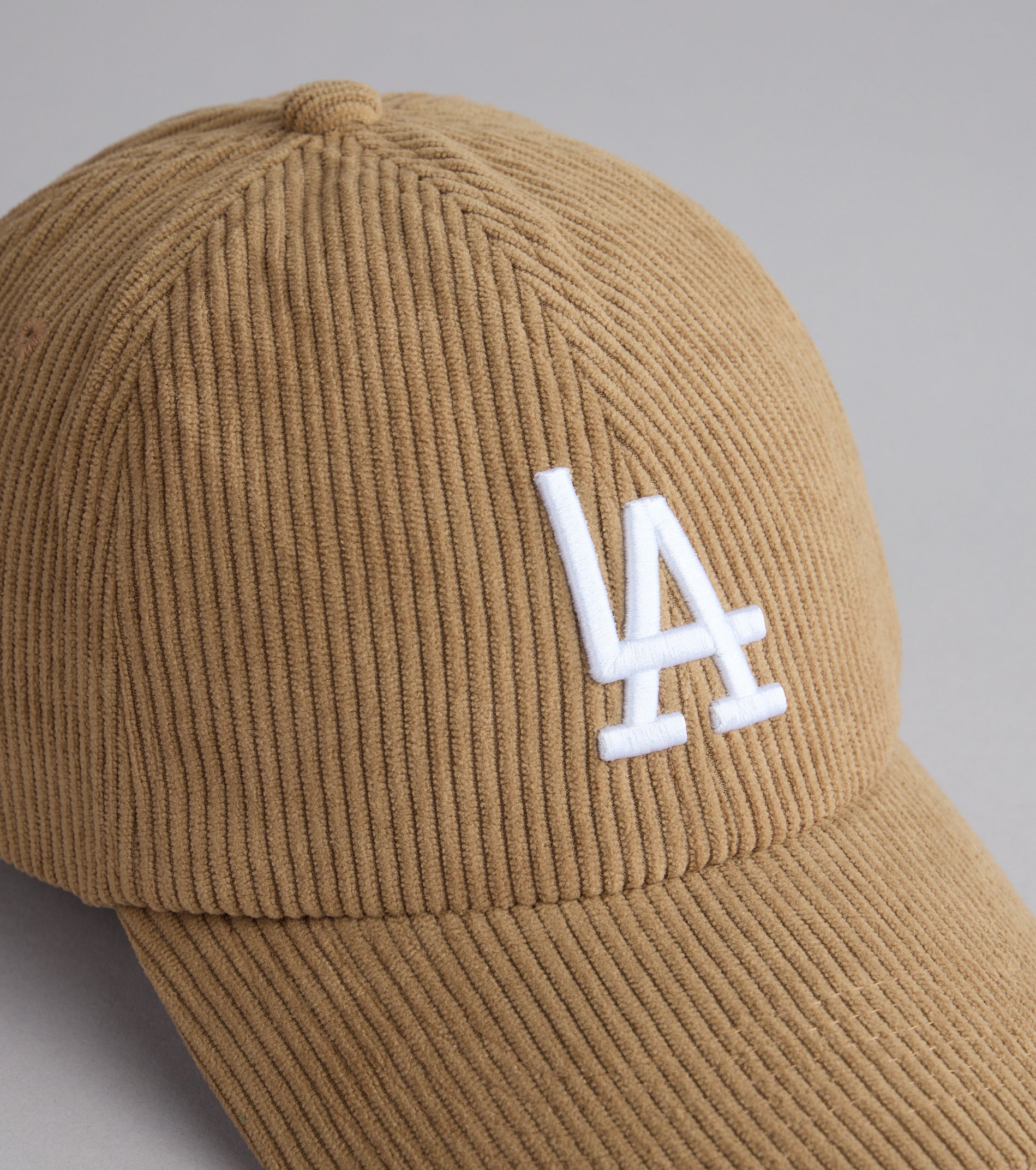 West Coast Vibes LA Corduroy Baseball Cap - Image 3