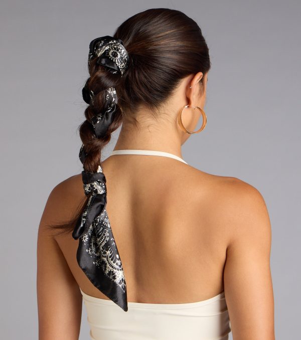 Dream On Paisley Satin Scarf - Image 2