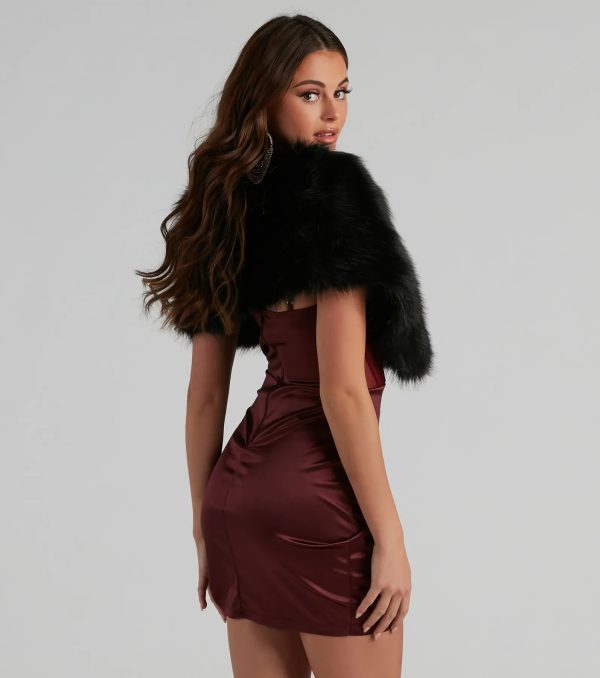 Ms. Diva Faux Fur Shawl - Image 6