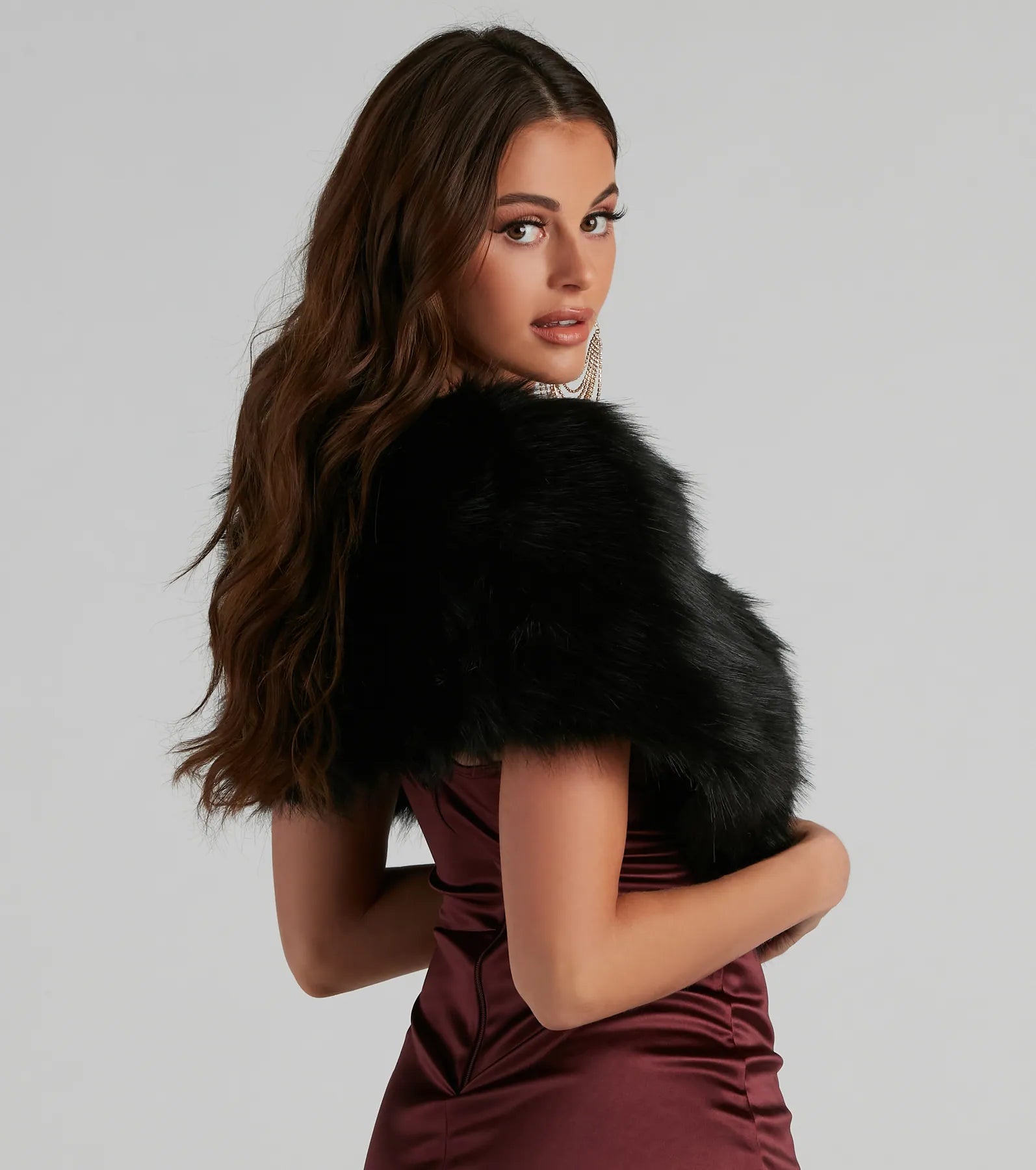 Ms. Diva Faux Fur Shawl - Image 7