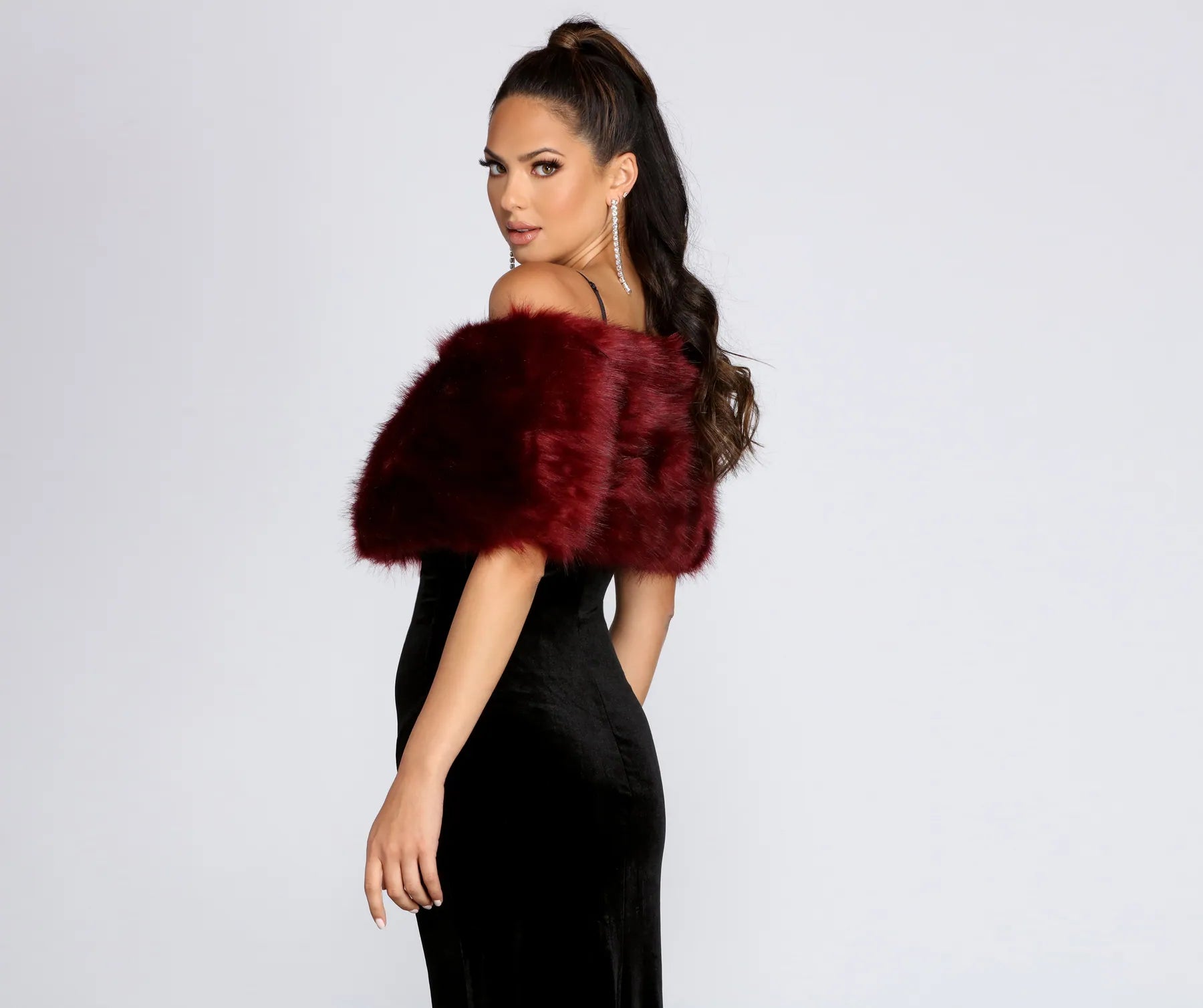 Ms. Diva Faux Fur Shawl - Image 13