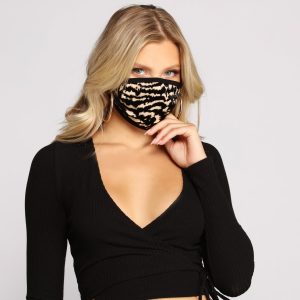 Mesh and Velvet Face Mash With Earloops