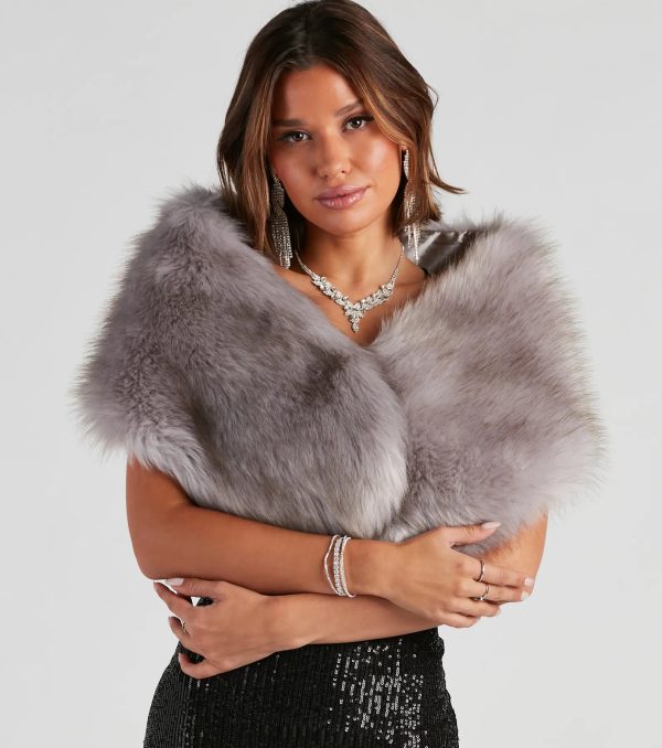Ms. Diva Faux Fur Shawl - Image 27