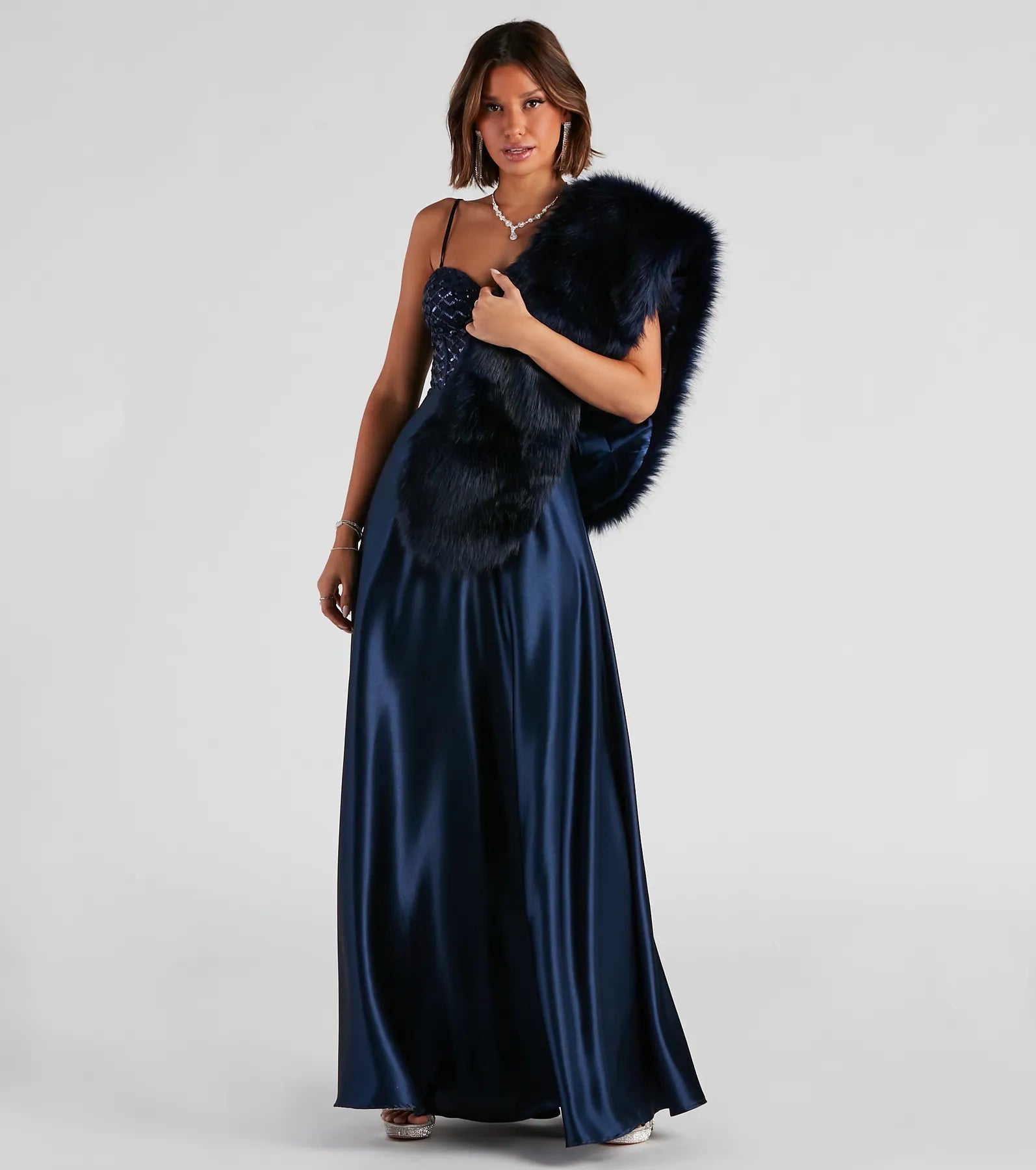 Ms. Diva Faux Fur Shawl - Image 22