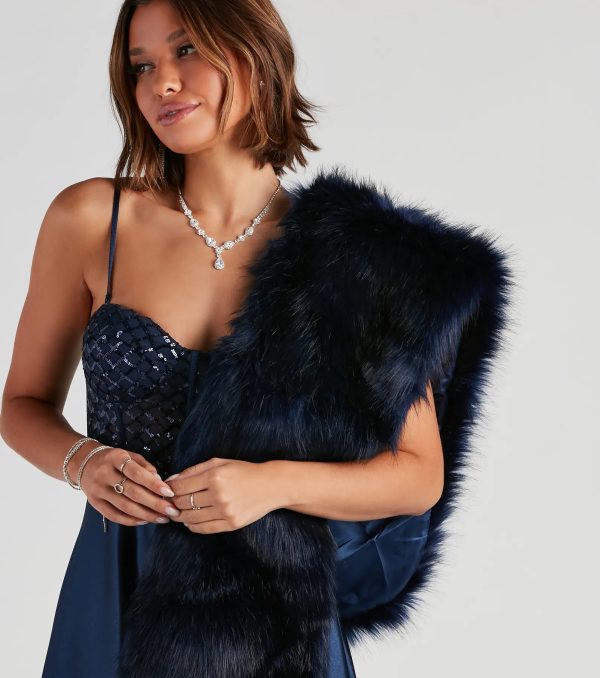 Ms. Diva Faux Fur Shawl - Image 23