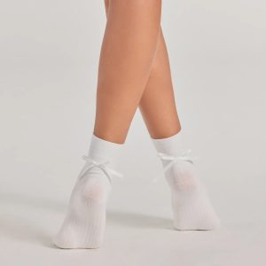 Oh-So-Adorable Bow Detail Socks