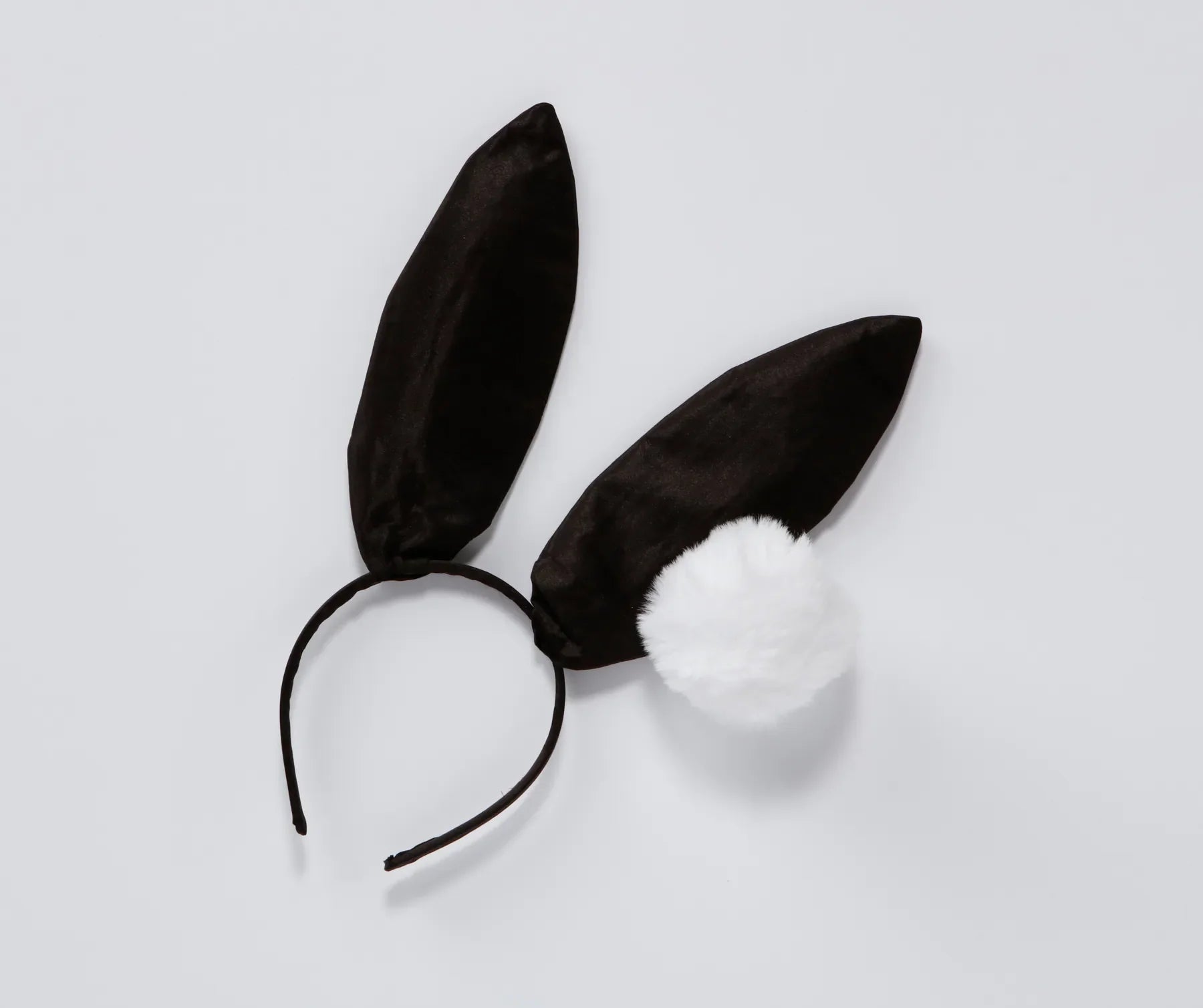 Iconic Bunny Babe Ears And Tail Set - Image 6