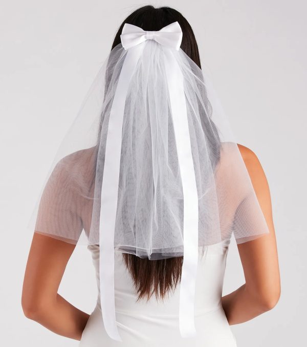 Pretty And Chic Satin Bow Tulle Veil - Image 3