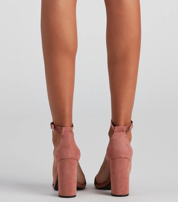 Goes With Everything Basic Block Heels - Image 2