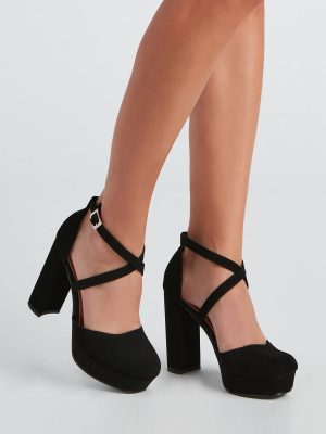 It-Girl Moment Platform Pumps