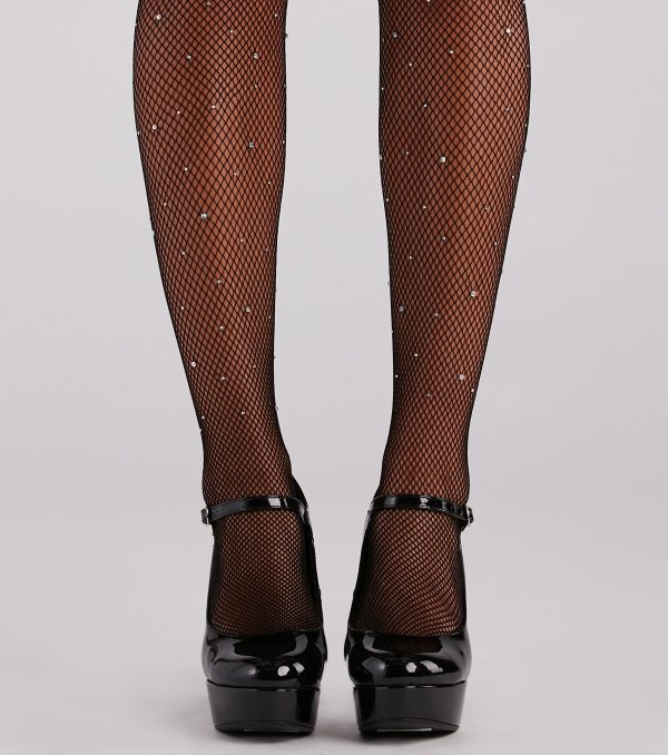 Bold And Polished Patent Leather Platform Pumps - Image 2