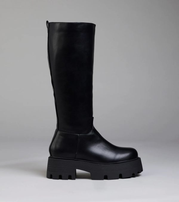 Edgy Essential Platform Lug Boots - Image 2