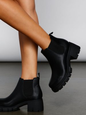 Everyday Style Faux Leather Booties