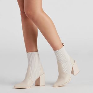 Walking Knit Style Block Booties