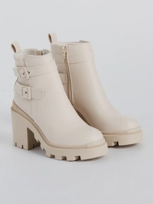 Trendy Stride Strappy Faux Leather Platform Booties