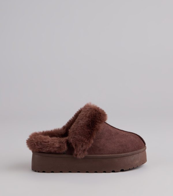 Cozy Girl Platform Faux Fur Slippers - Image 6