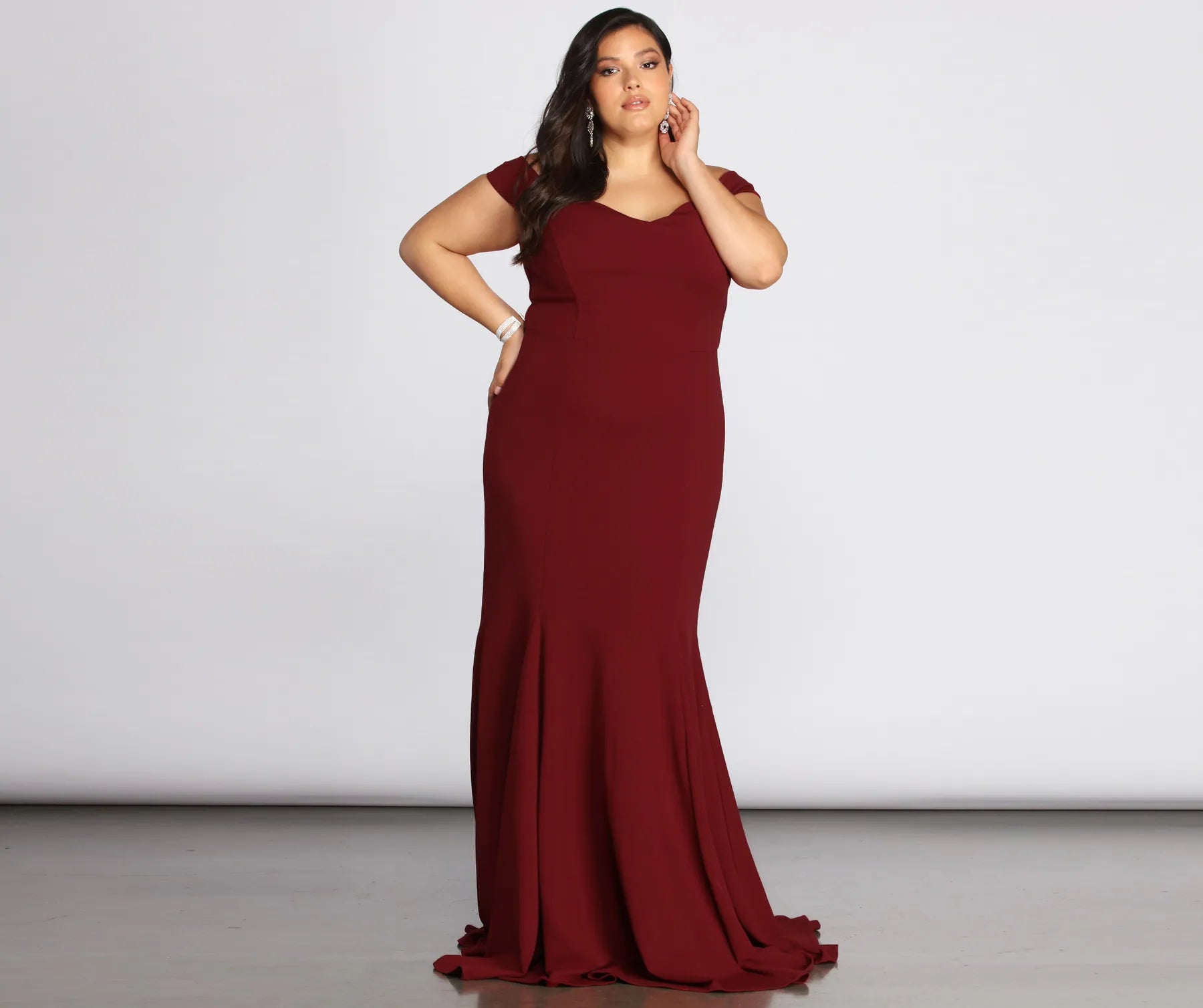 Plus Briar Formal Off The Shoulder Dress - Image 3