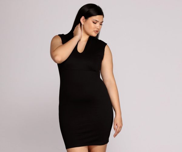 Plus Classic Midi Dress - Image 2