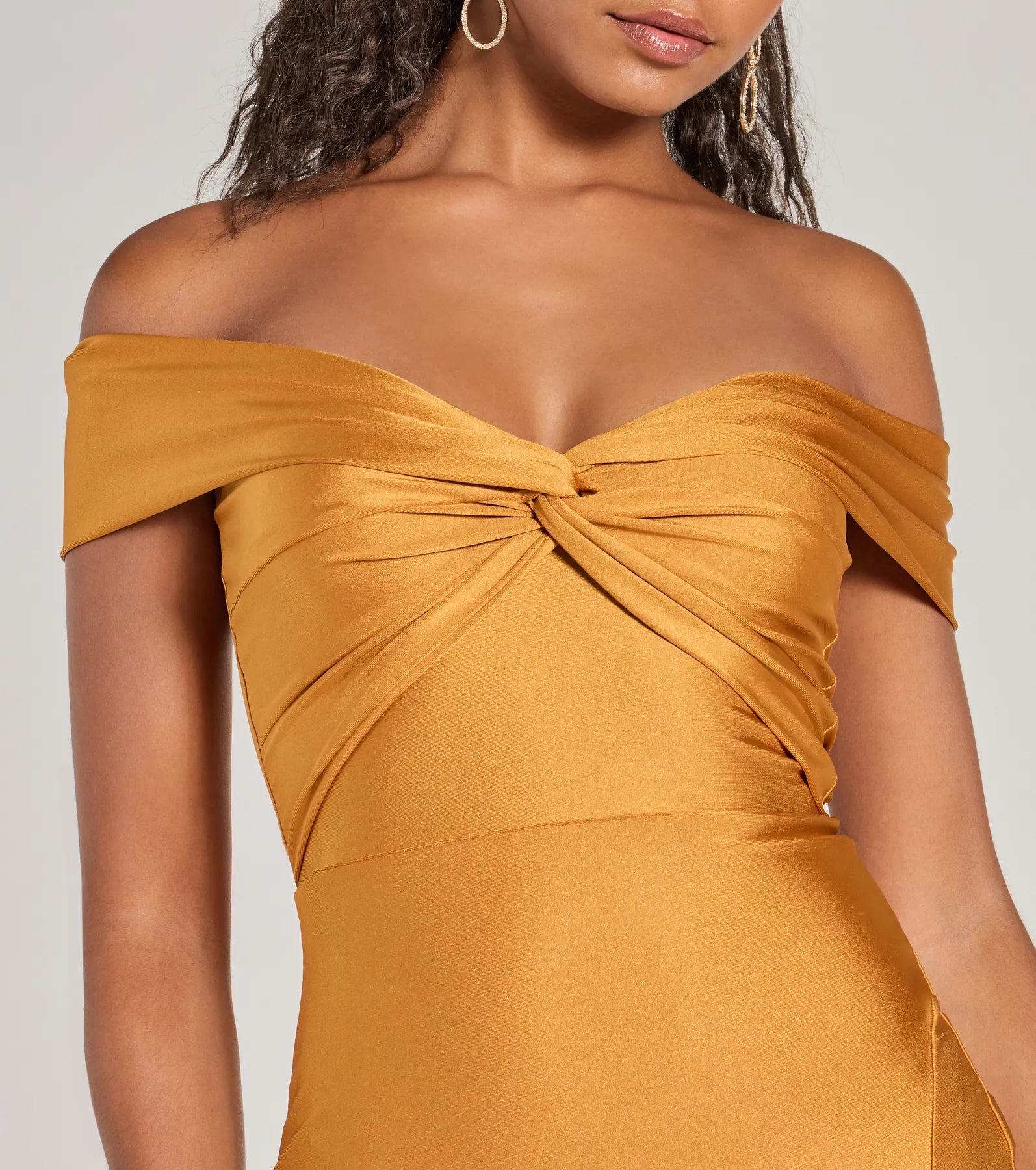Steff Off-The-Shoulder Mermaid Slit Formal Dress - Image 7