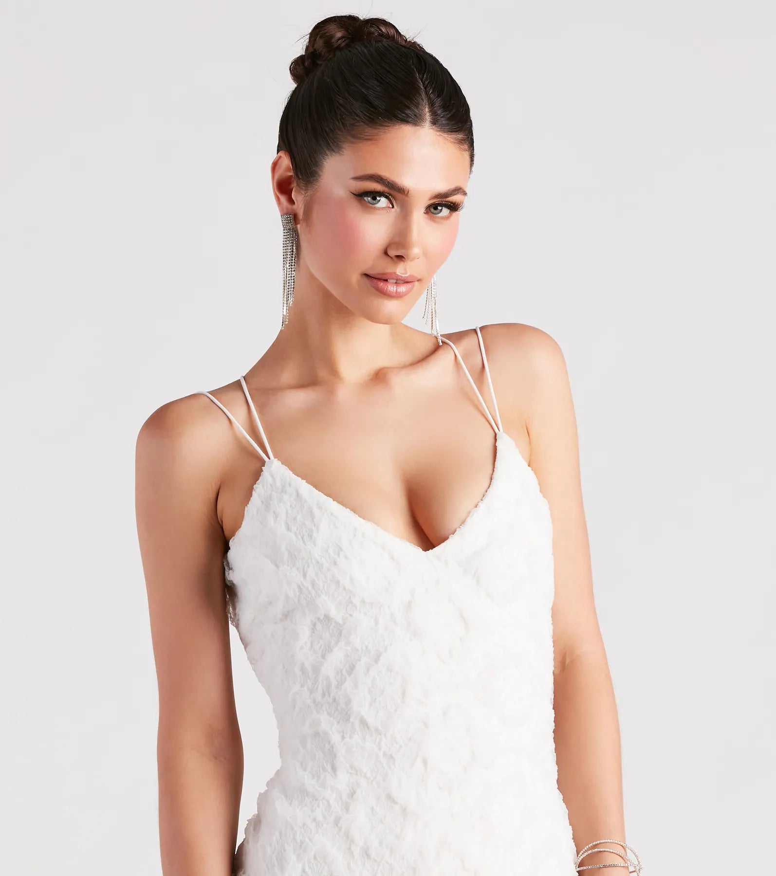 A Lace Romance V-Neck Strappy Dress - Image 4