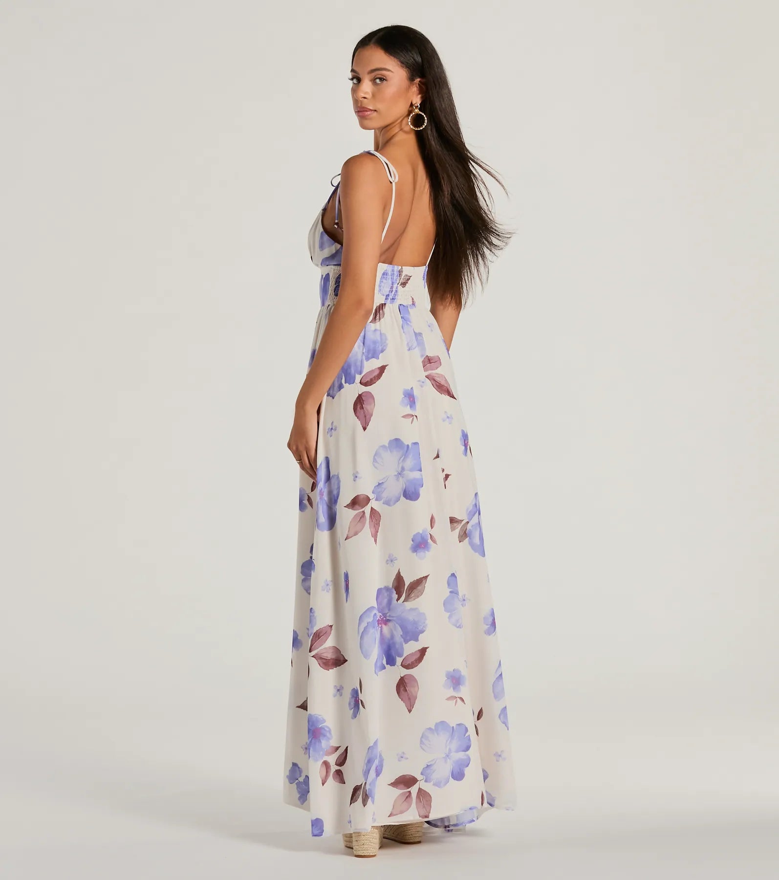 Irresistibly Sweet V-Neck Floral Chiffon Maxi Dress - Image 2