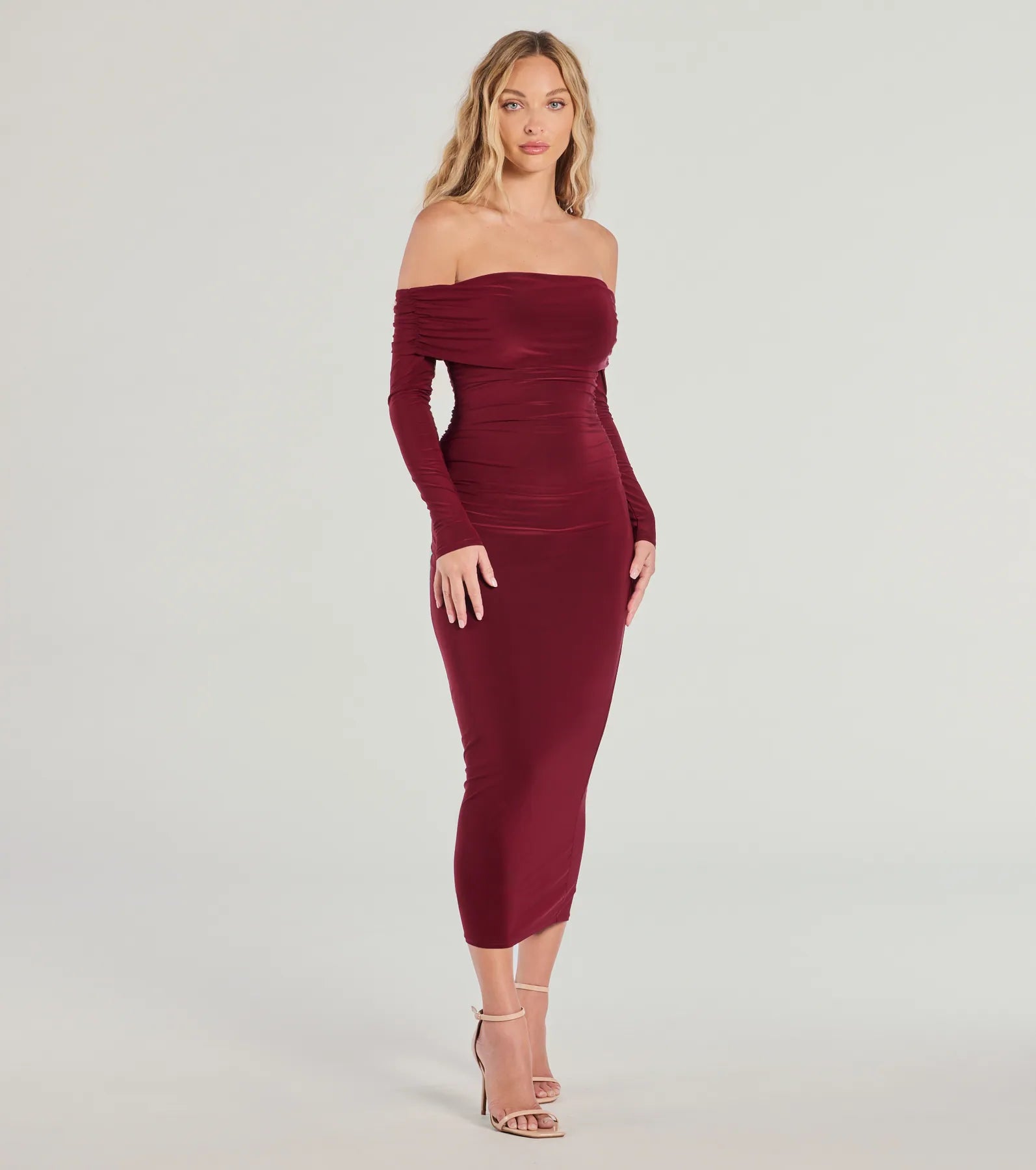Casual Affair Long Sleeve Ruched Midi Dress - Image 10