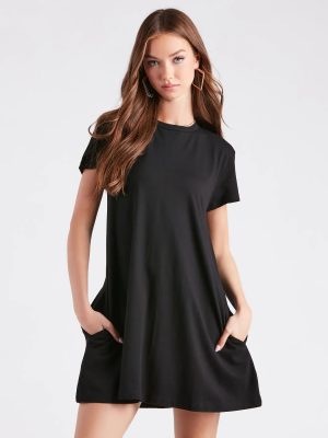 Effortless And Breezy Short T-Shirt Dress
