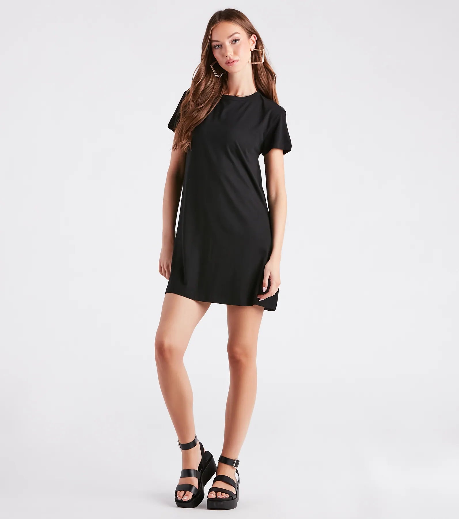 Effortless And Breezy Short T-Shirt Dress - Image 3