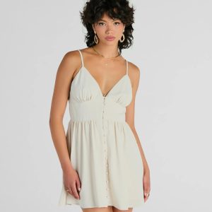 Enchanting Look V-Neck Button Down Skater Dress