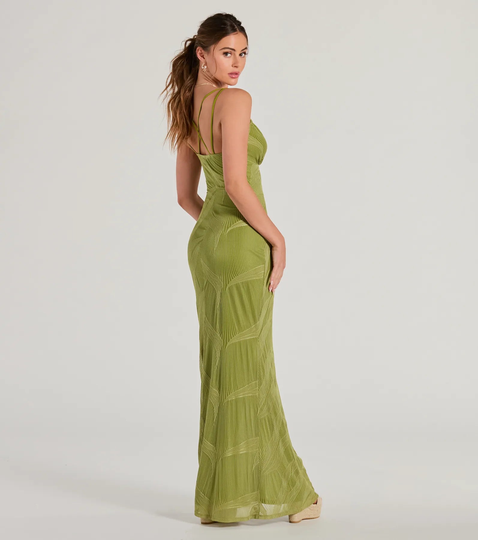 Sunshine And Good Time V-Neck Mermaid Maxi Dress - Image 2