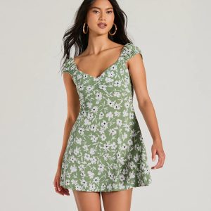 Charming Ways V-Neck Floral Crepe A-Line Dress